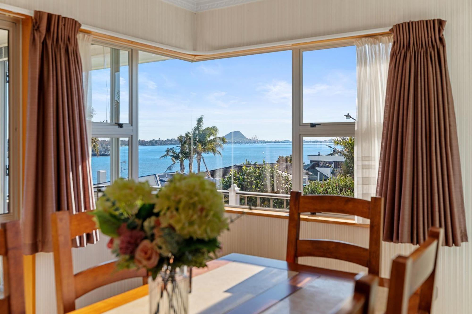 Bay View Gardens - Tauranga Holiday Home Екстериор снимка